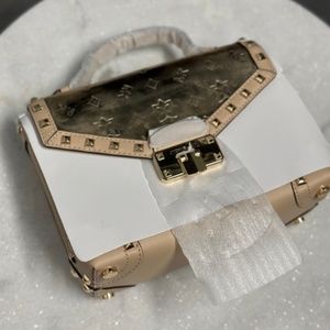 NWT KISNELY MICHAEL KORS SATCHEL